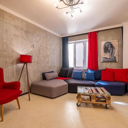 Modern , Spacious 2Br Apartment In Top Center 소피아 외부 사진