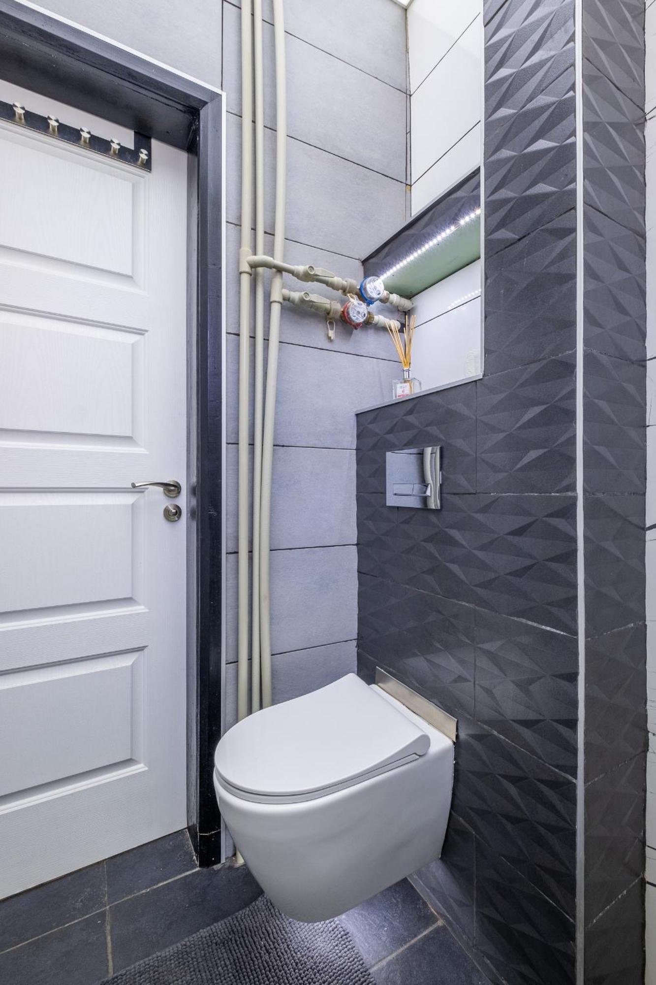 Modern , Spacious 2Br Apartment In Top Center 소피아 외부 사진