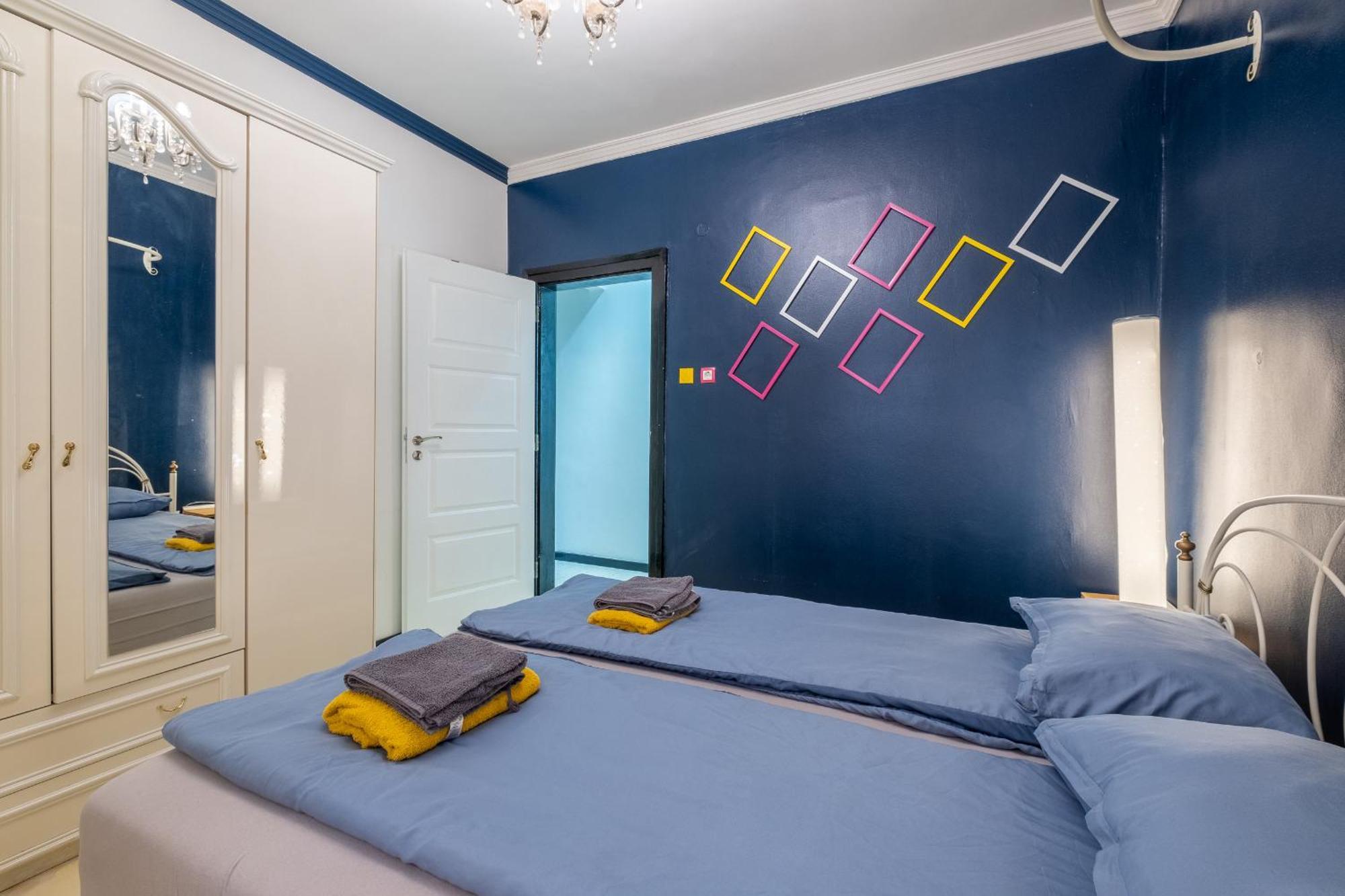 Modern , Spacious 2Br Apartment In Top Center 소피아 외부 사진